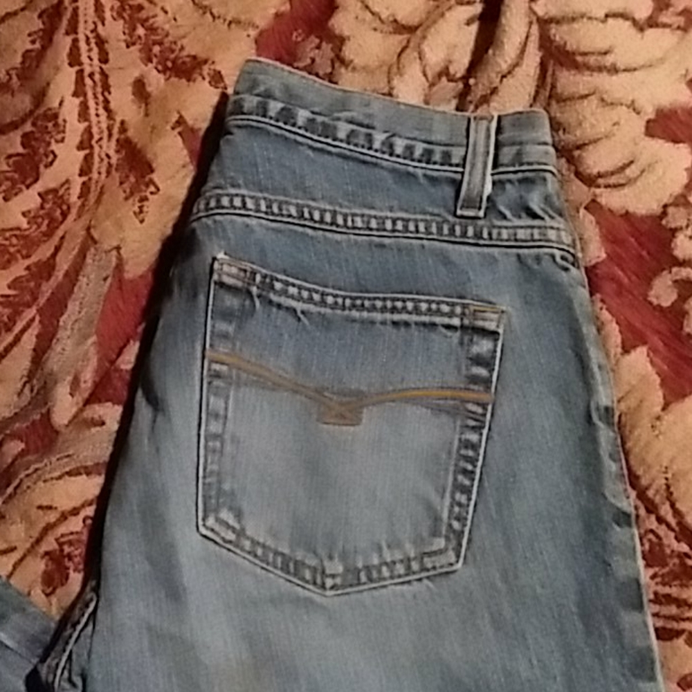 Cruel Girl Jean's